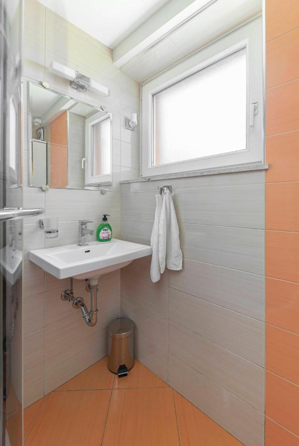 Apartment Vizmarje Любляна Экстерьер фото