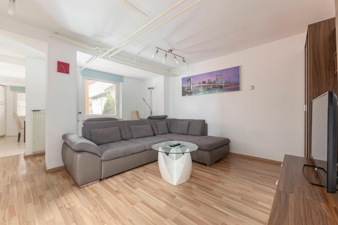 Apartment Vizmarje Любляна Экстерьер фото